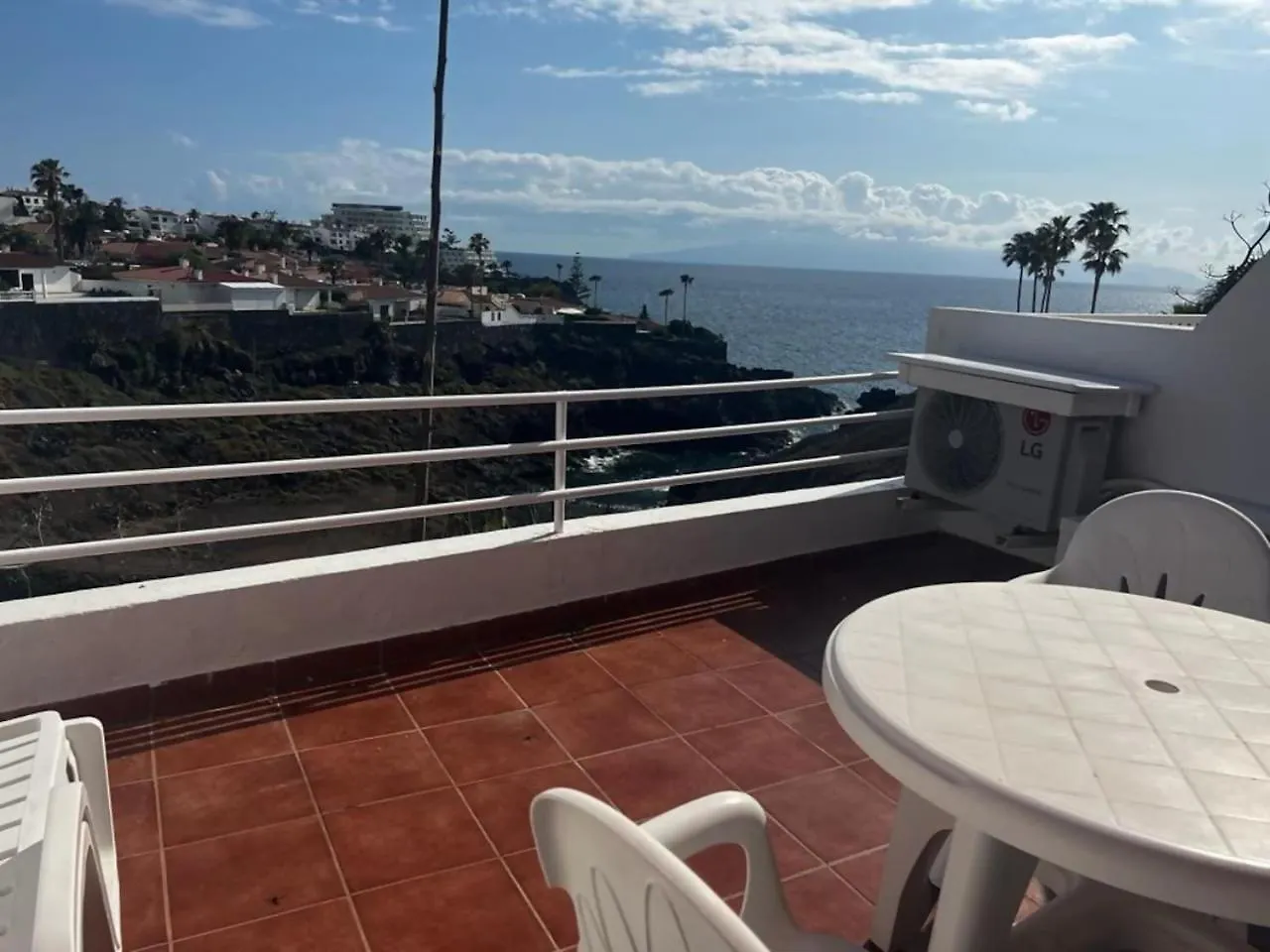 Apartamento En Los Gigantes Con Vistas Al Mar Santiago Del Teide 0*,